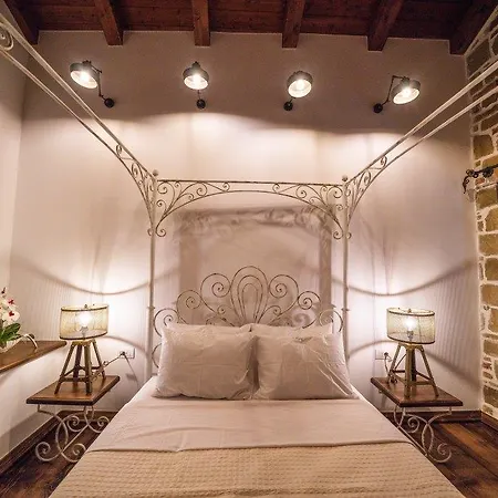 Boutique Hotel *