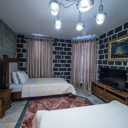 Boutique Hotel *